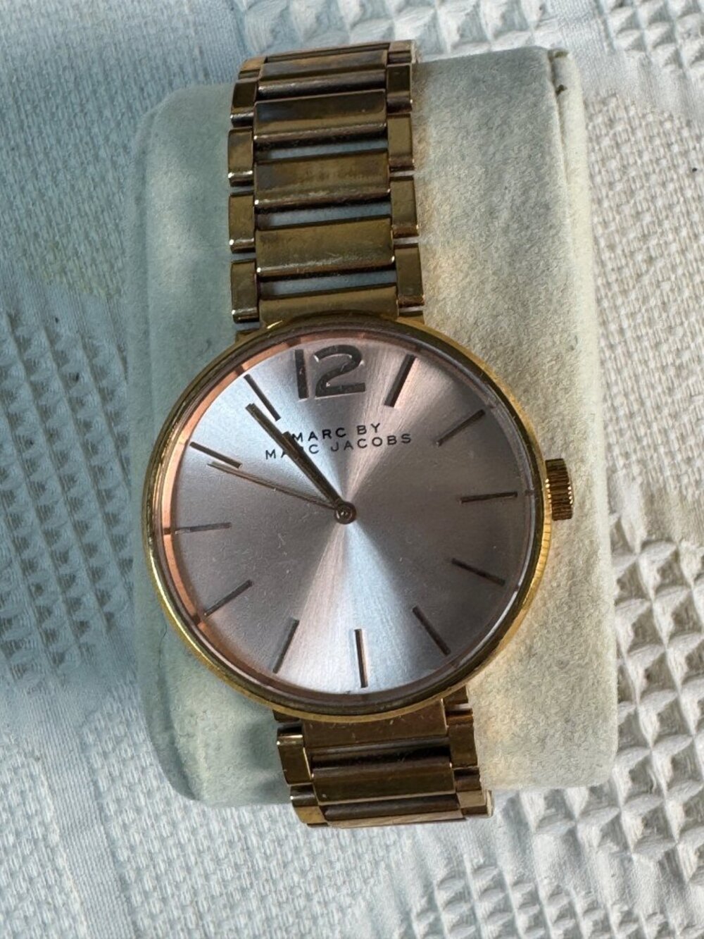 Marc by Marc Jacobs Peggy Rose Gold Tone Watch MBM3402 Elegant Design Womens